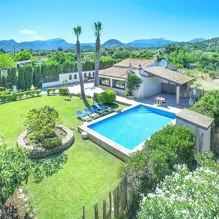 Villa Francisca By *