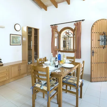 Villa Francisca By *